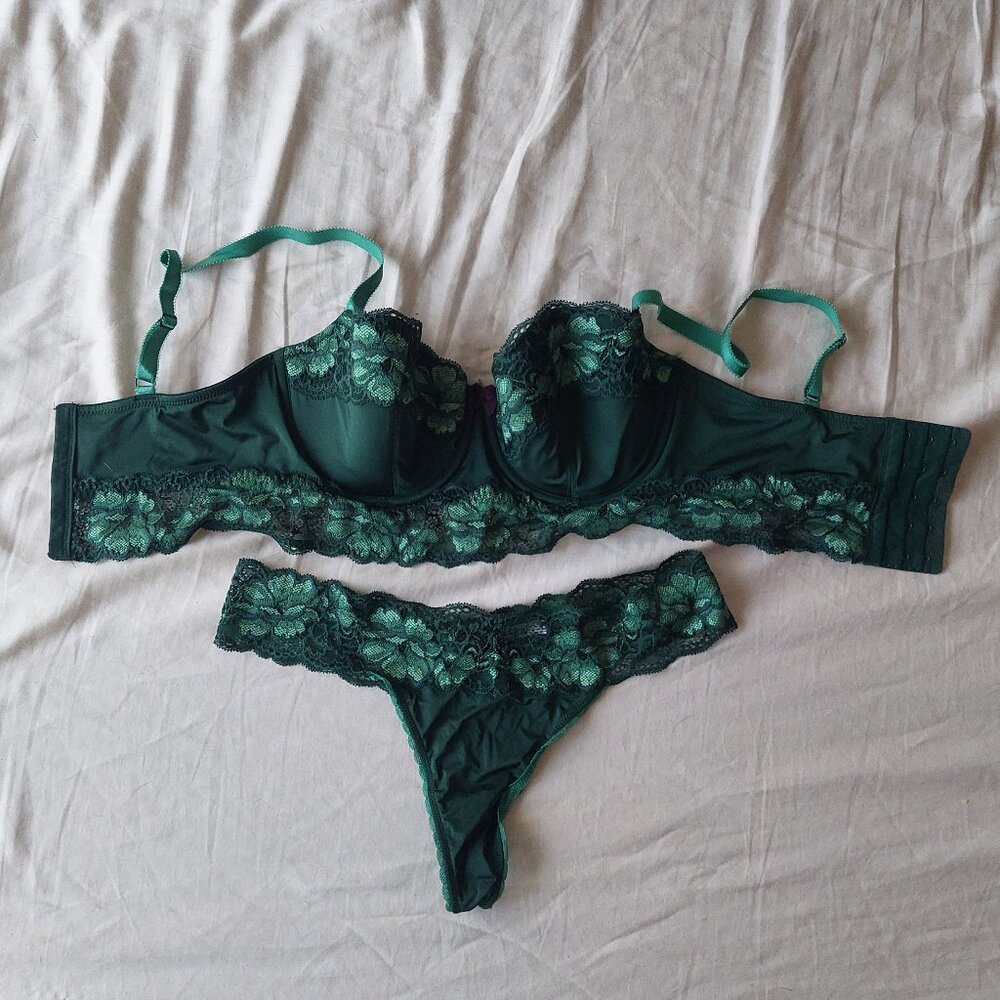 Adore Me Green Bra and Panty set - Never Worn!